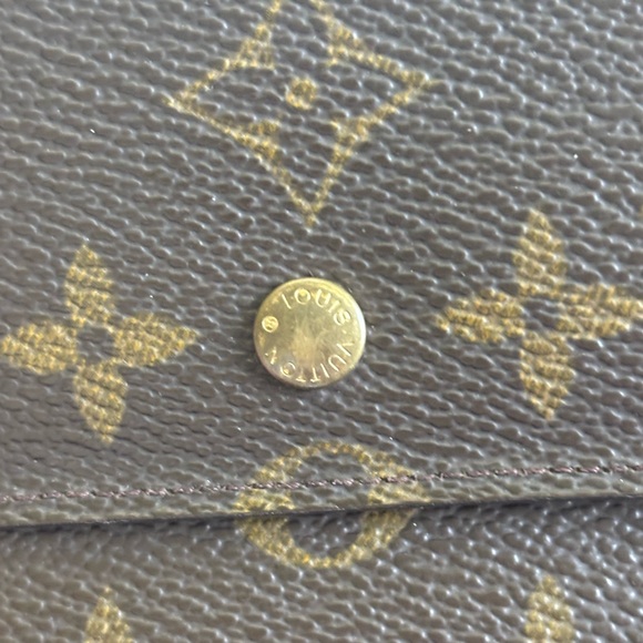 Louis Vuitton Monogram Porte Tresor International Wallet - Picture 10 of 17